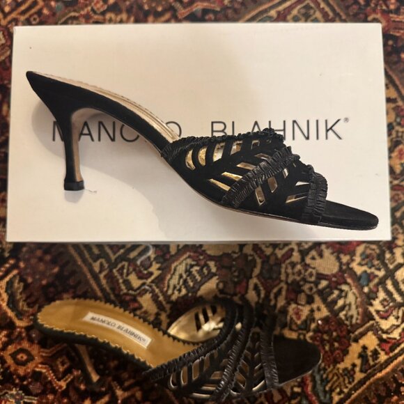 Manolo Blahnik Mules Black Suede - Picture 2 of 5